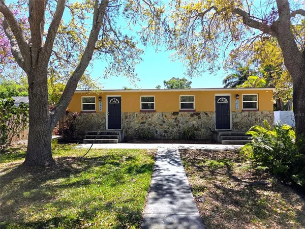 $1,800 | 5616 27th Avenue South, Unit 5616, Gulfport, FL 33707