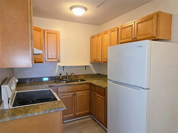 $1,800 | 5616 27th Avenue South, Unit 5616, Gulfport, FL 33707