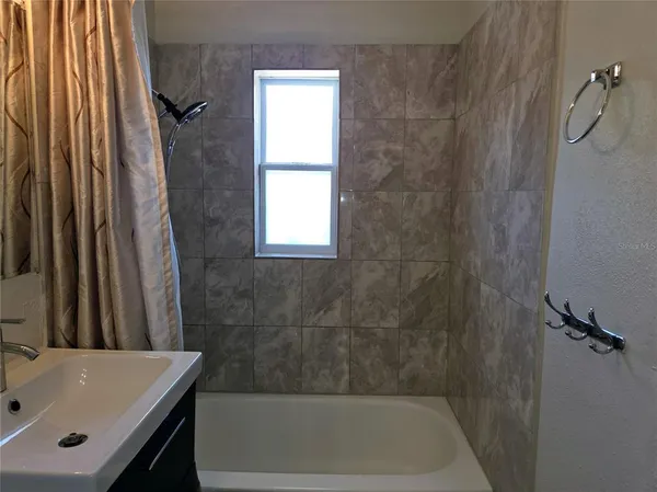 $1,800 | 5616 27th Avenue South, Unit 5616, Gulfport, FL 33707