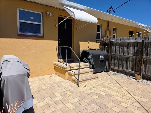 $1,800 | 5616 27th Avenue South, Unit 5616, Gulfport, FL 33707