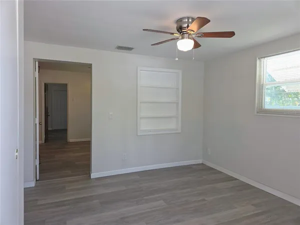 $1,800 | 5616 27th Avenue South, Unit 5616, Gulfport, FL 33707