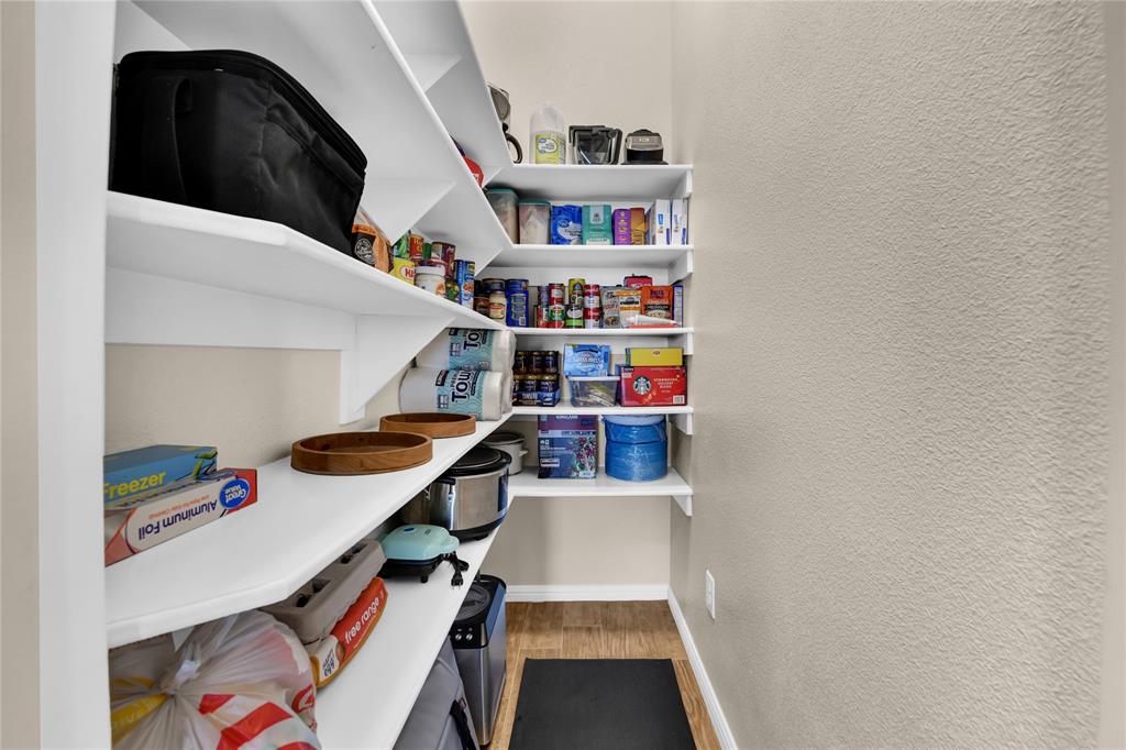 2011 Perkins Weatherford, TX 76088 - Photo 15 of 38