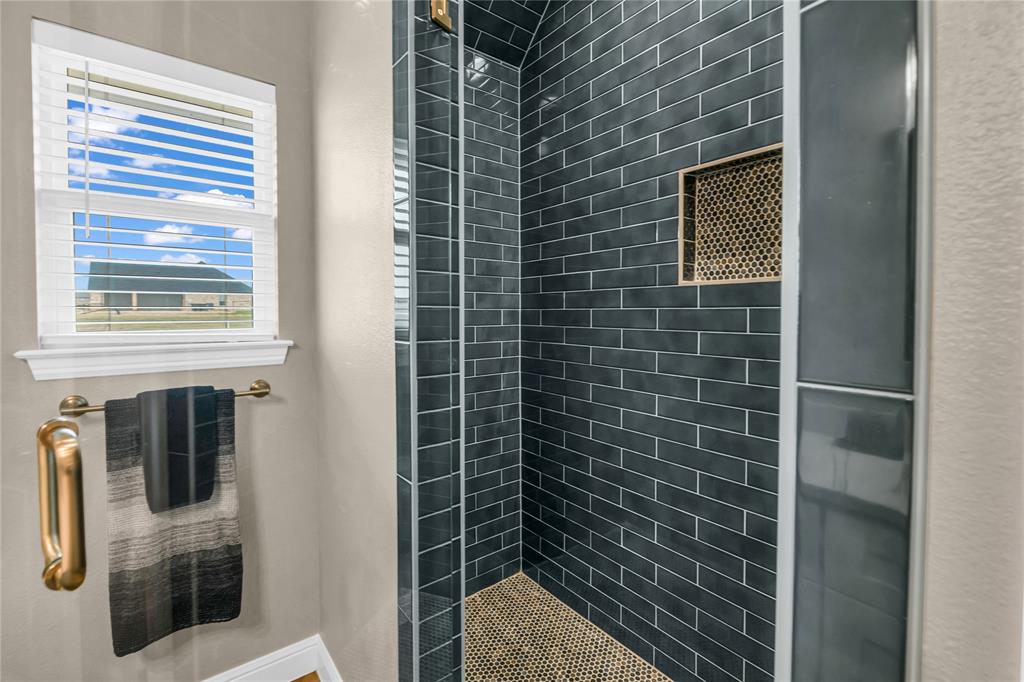 2011 Perkins Weatherford, TX 76088 - Photo 27 of 38