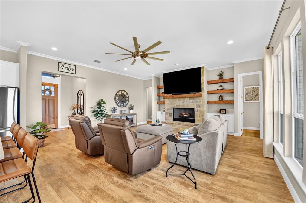 2011 Perkins Weatherford, TX 76088 - Photo 10 of 38