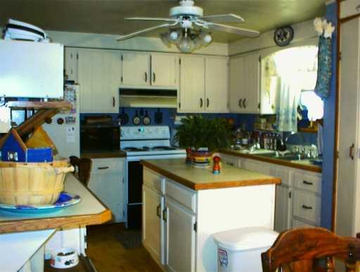 9 Thomas Road Washington, PA 15301 - Photo 5 of 6