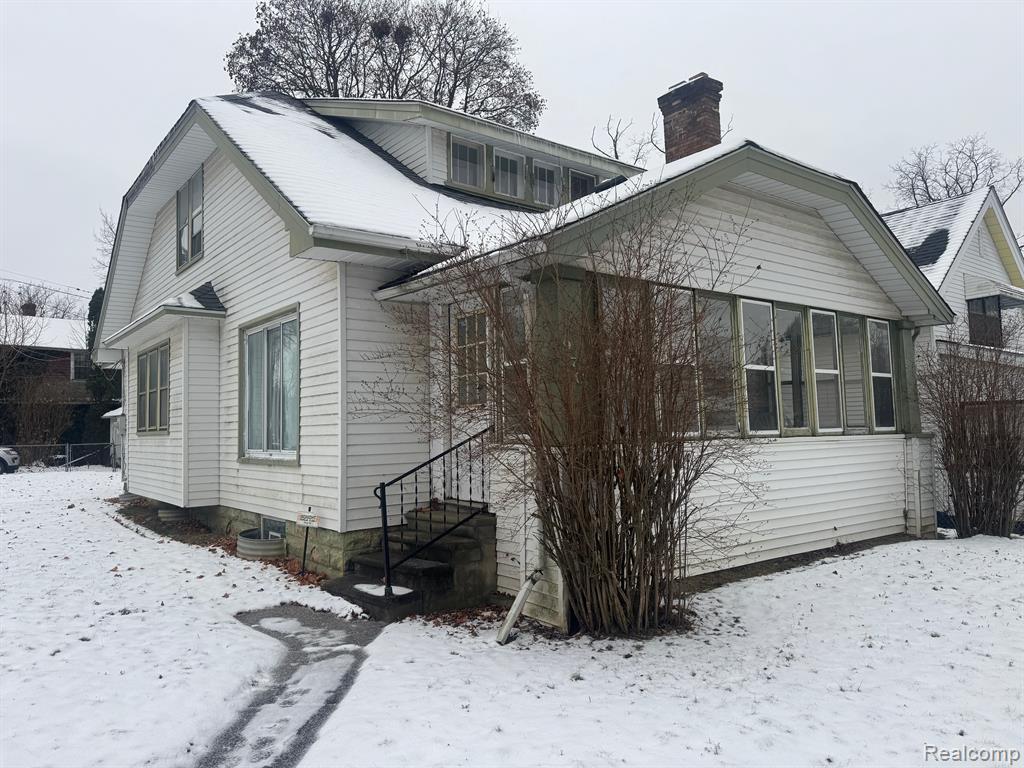970 Perry Street Flint, MI 48504 - Photo 1 of 18