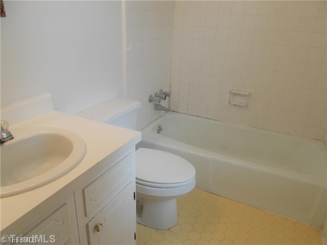 4809 Tower Road Greensboro, NC 27410 - Photo 11 of 14 Interior Space/Layout.