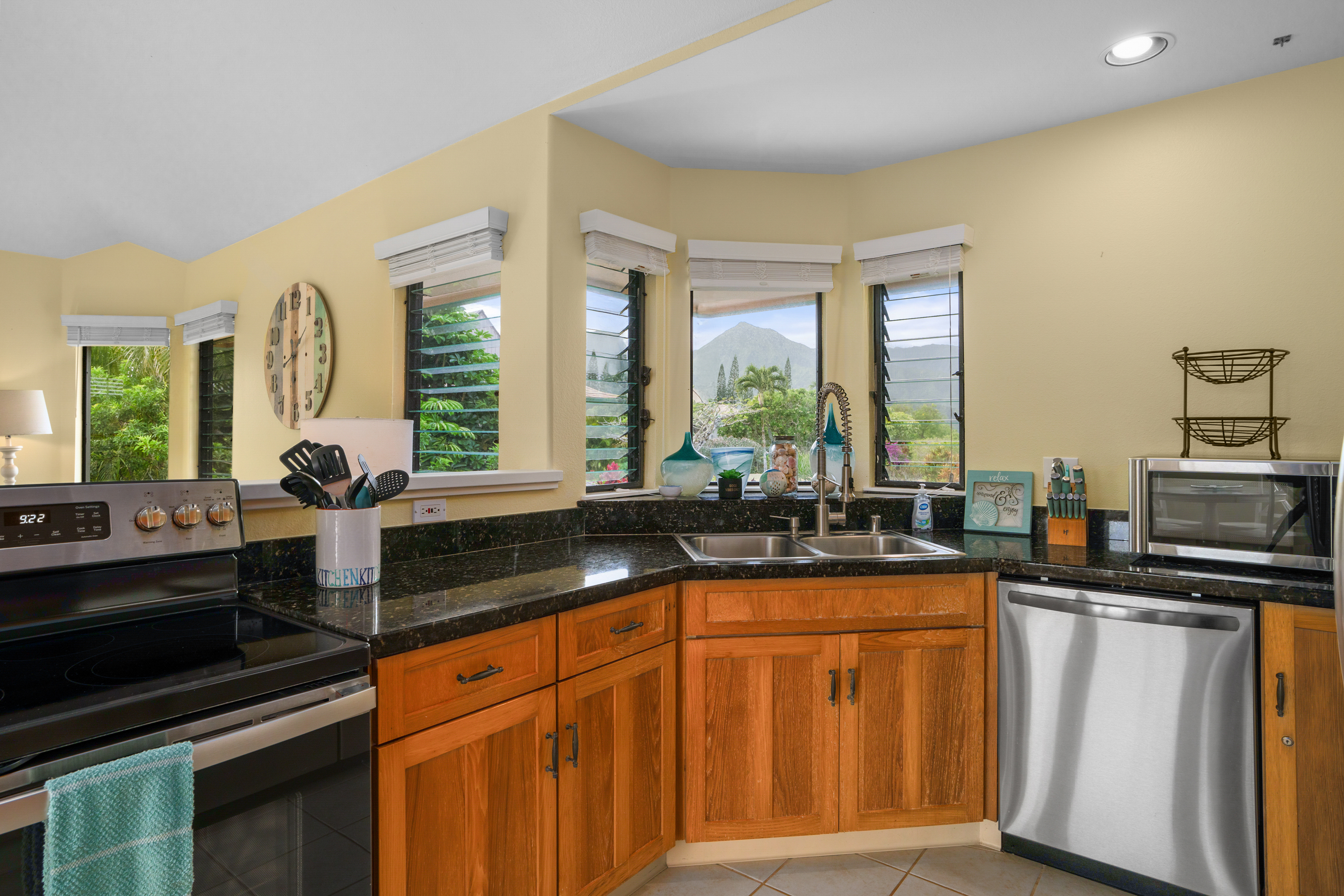 5451 Ka Haku Road, Unit 24 Princeville, HI 96722 - Photo 5 of 25