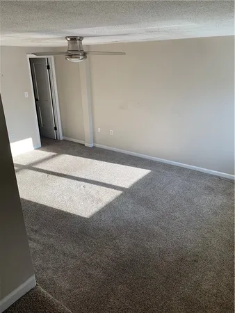 $1,950 | 200 Post Road, Unit 208, Warwick, RI 02888