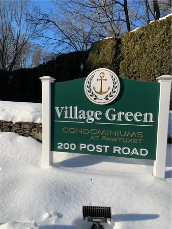 $1,950 | 200 Post Road, Unit 208, Warwick, RI 02888