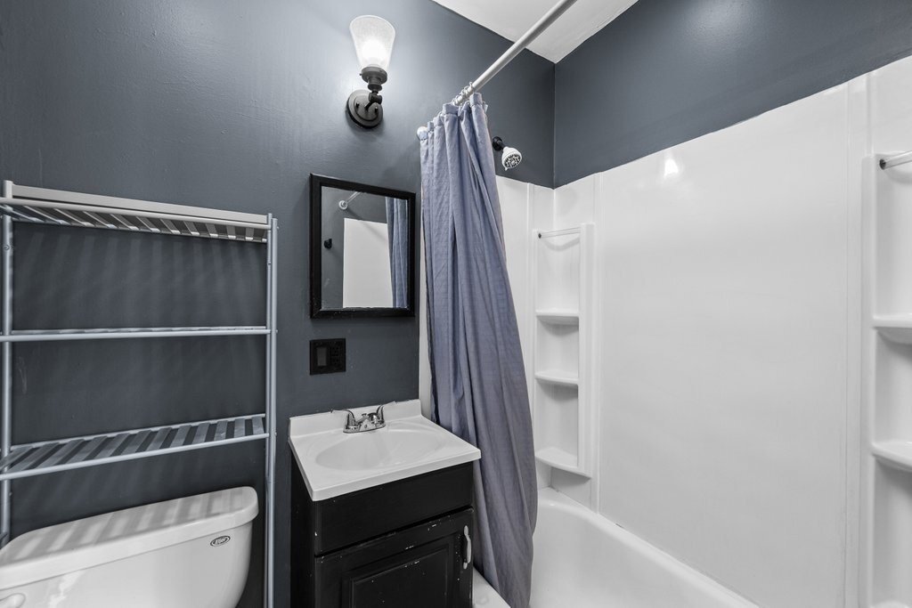 421 39th Street Moline, IL 61265 - Photo 15 of 28