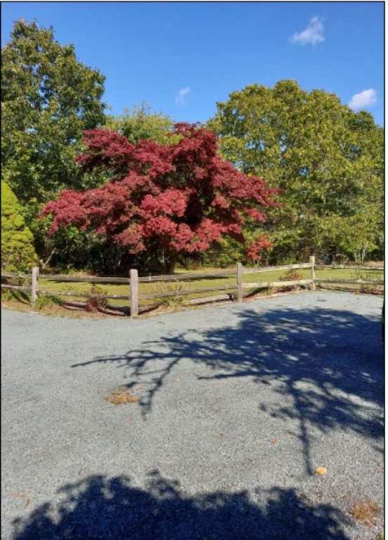 911 E Road Tiverton, RI 02878 - Photo 4 of 20