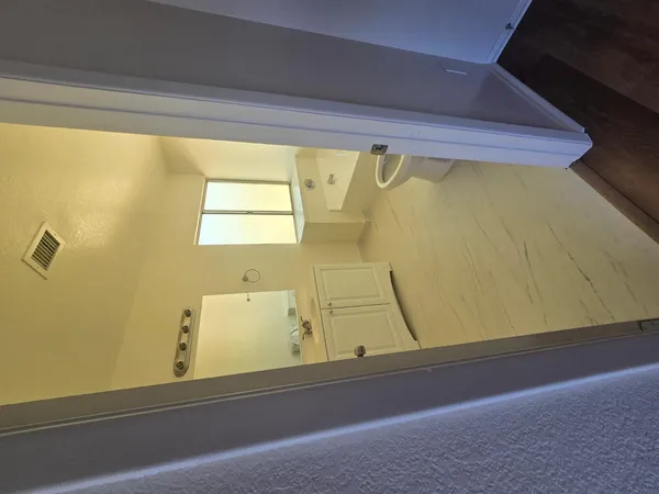 $2,400 | 2526 North 45th Avenue, Phoenix, AZ 85035