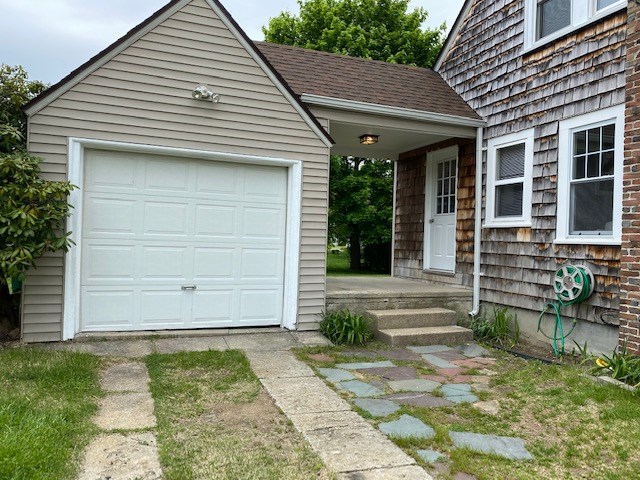 78 Delwood Road Warwick, RI 02889 - Photo 3 of 34 Gallery Image 3