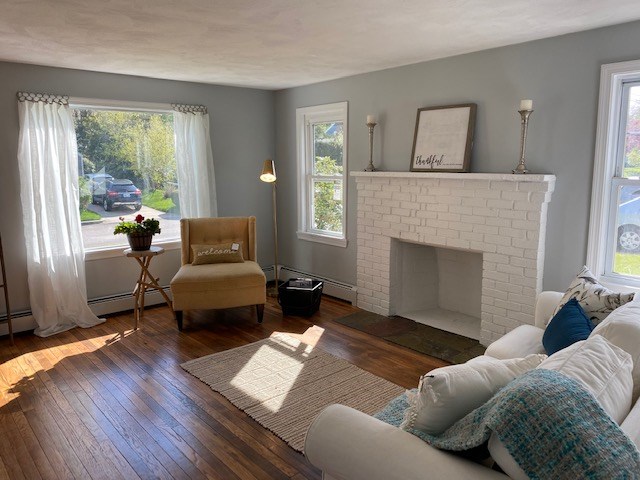 78 Delwood Road Warwick, RI 02889 - Photo 7 of 34 THe fornt Living Room is spacious w/3 windows to let in lots of Natural light