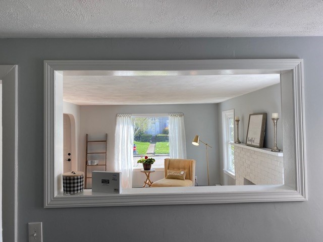 78 Delwood Road Warwick, RI 02889 - Photo 9 of 34 Shadow box window opening between LR and Kitchen provides for an open feeling