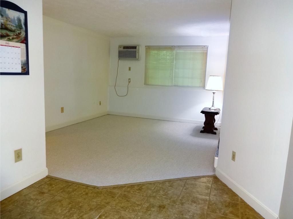60 Old Hackett Hill Road, Unit 1A Manchester, NH 03102 - Photo 3 of 10
