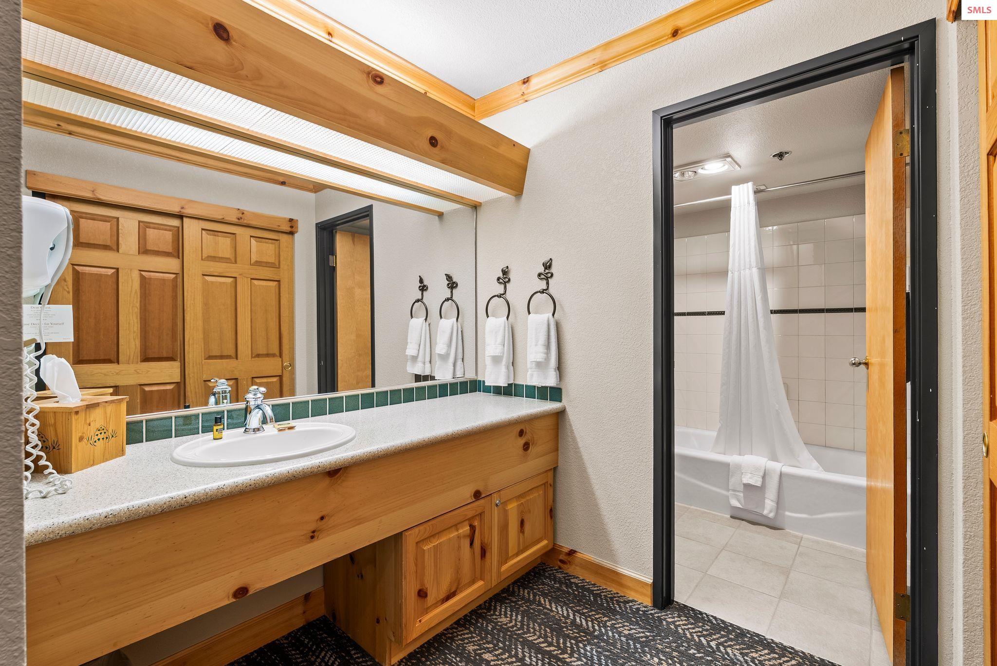 72 Great Escape Road Sandpoint, ID 83864 - Photo 11 of 39 Gallery Image 11