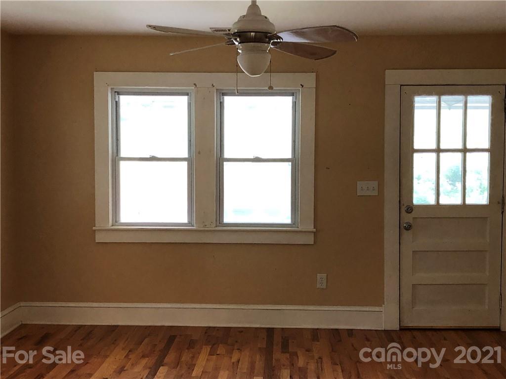 83 New Salem Road Swannanoa, NC 28778 - Photo 7 of 9 Gallery Image 7
