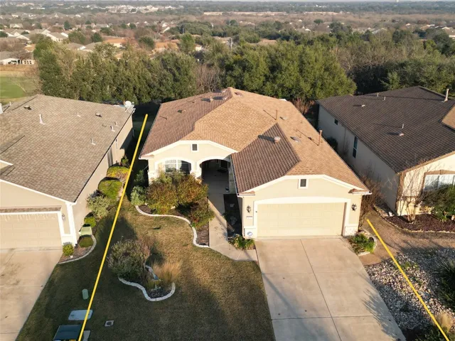 $2,300 | 127 Palmetto Drive, Georgetown, TX 78633