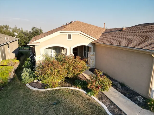 $2,300 | 127 Palmetto Drive, Georgetown, TX 78633