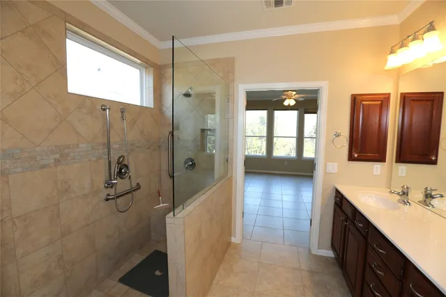 $2,300 | 127 Palmetto Drive, Georgetown, TX 78633