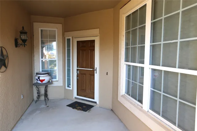 $2,300 | 127 Palmetto Drive, Georgetown, TX 78633