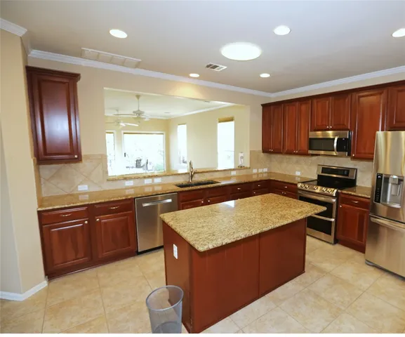 $2,300 | 127 Palmetto Drive, Georgetown, TX 78633