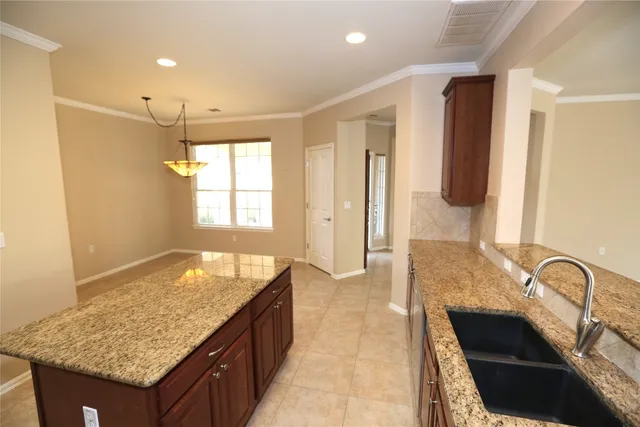 $2,300 | 127 Palmetto Drive, Georgetown, TX 78633