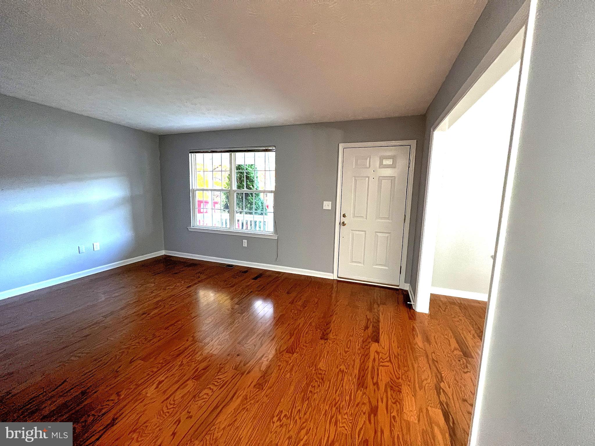 611 Riden Street Odenton, MD 21113 - Photo 3 of 33 Gallery Image 3