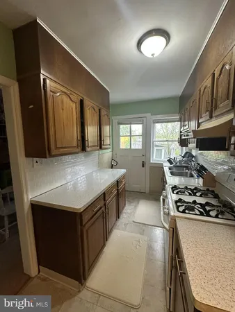 $1,995 | 210 South Union Street, Wilmington, DE 19805