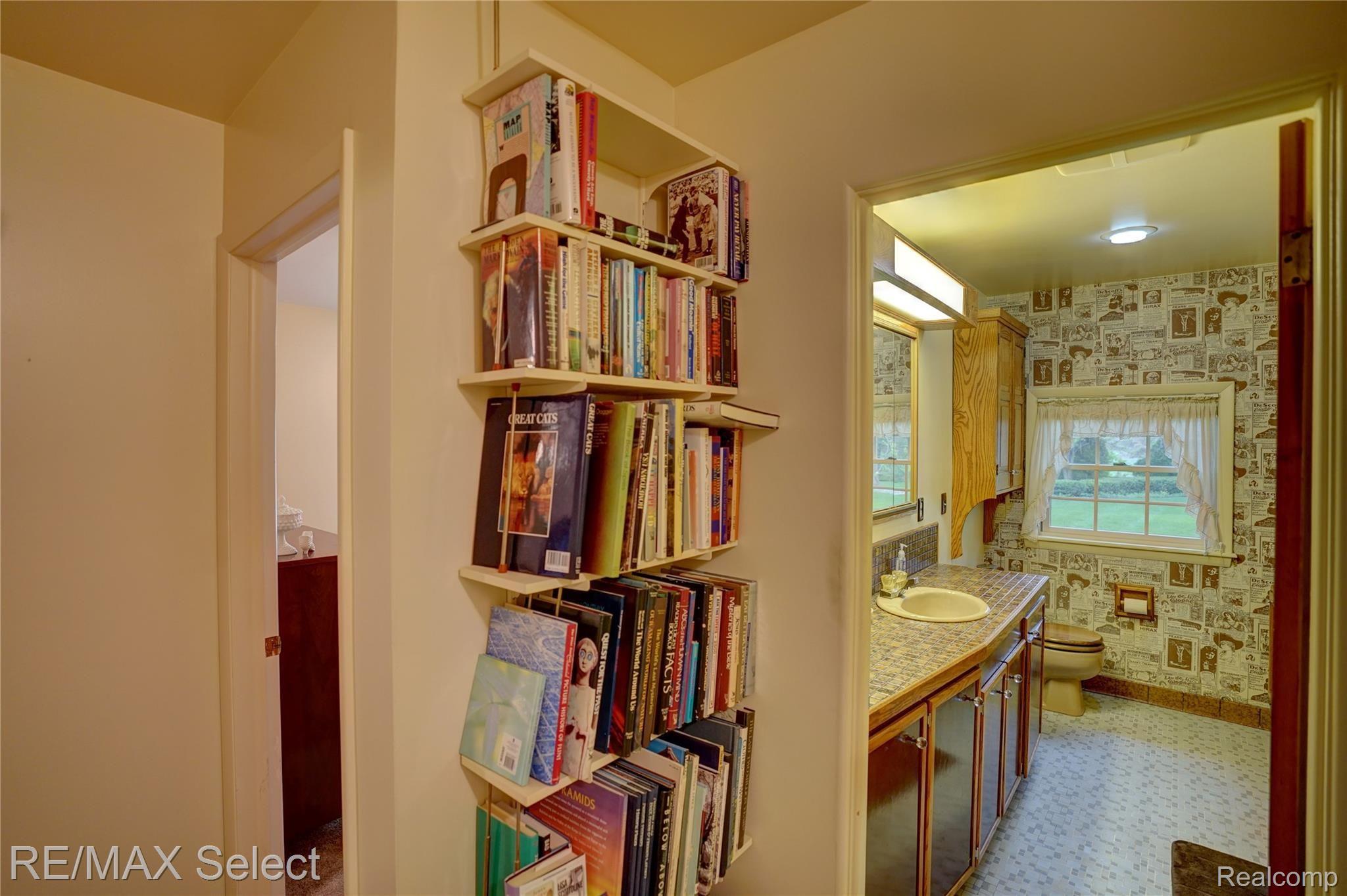 2120 Elms Road Swartz Creek, MI 48473 - Photo 40 of 49 2120 S Elms Rd 40.jpg