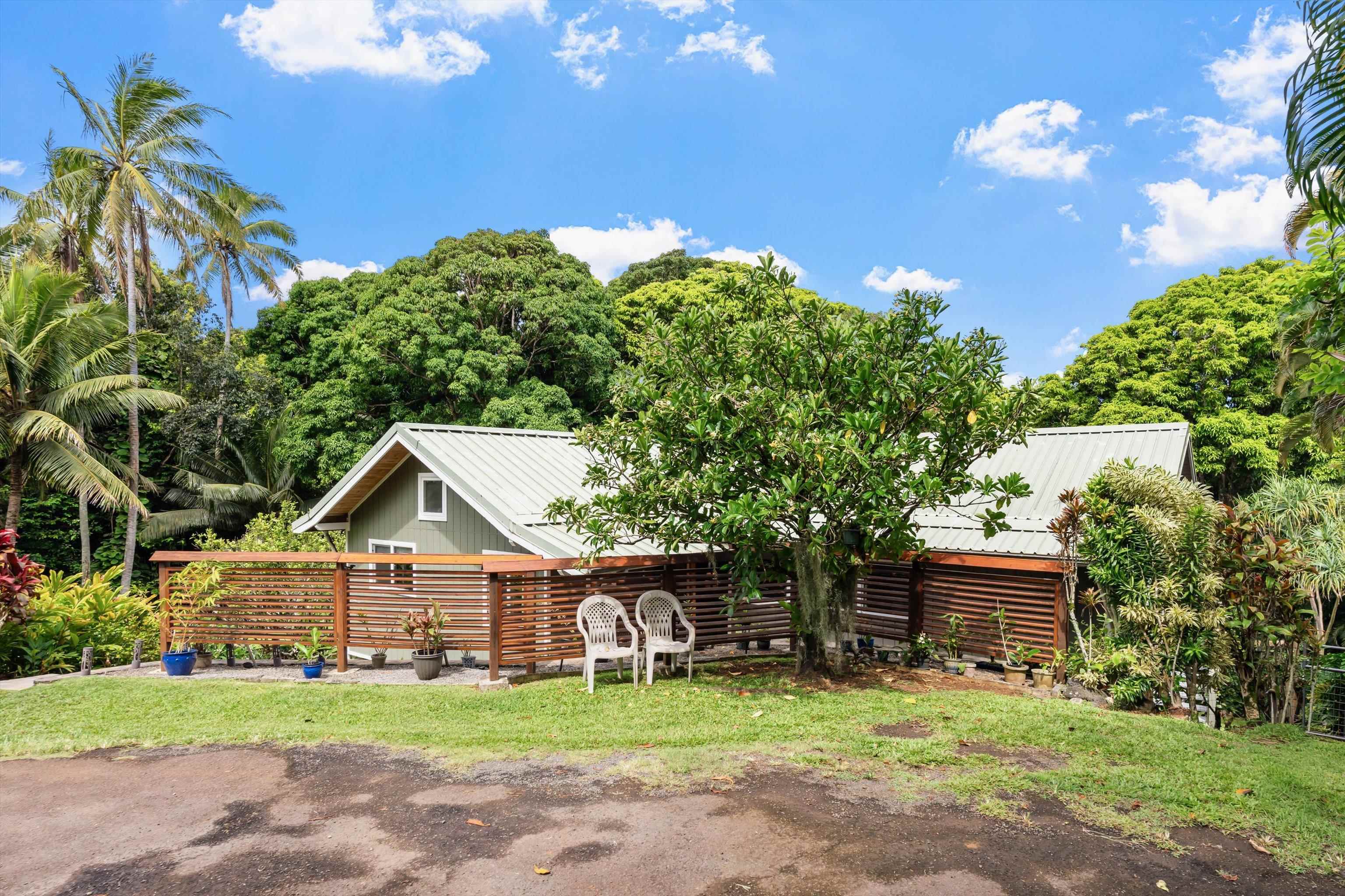 630 Hoolawa Road Haiku, HI 96708 - Photo 3 of 50