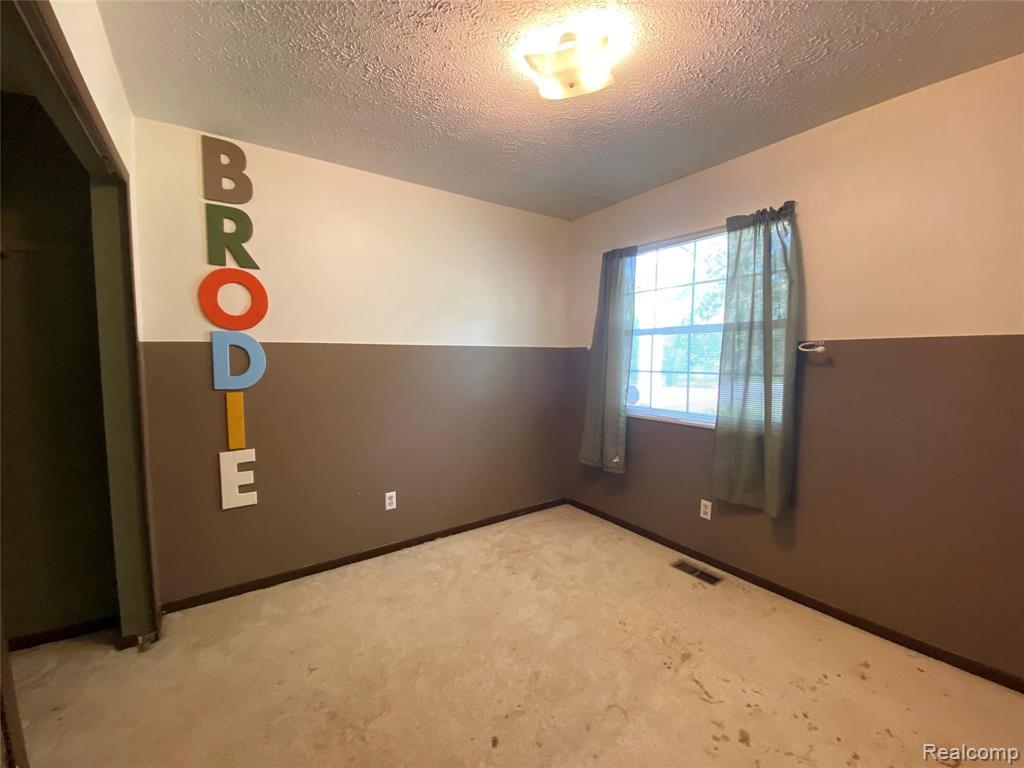 3682 County Farm Road Howell, MI 48843 - Photo 12 of 21