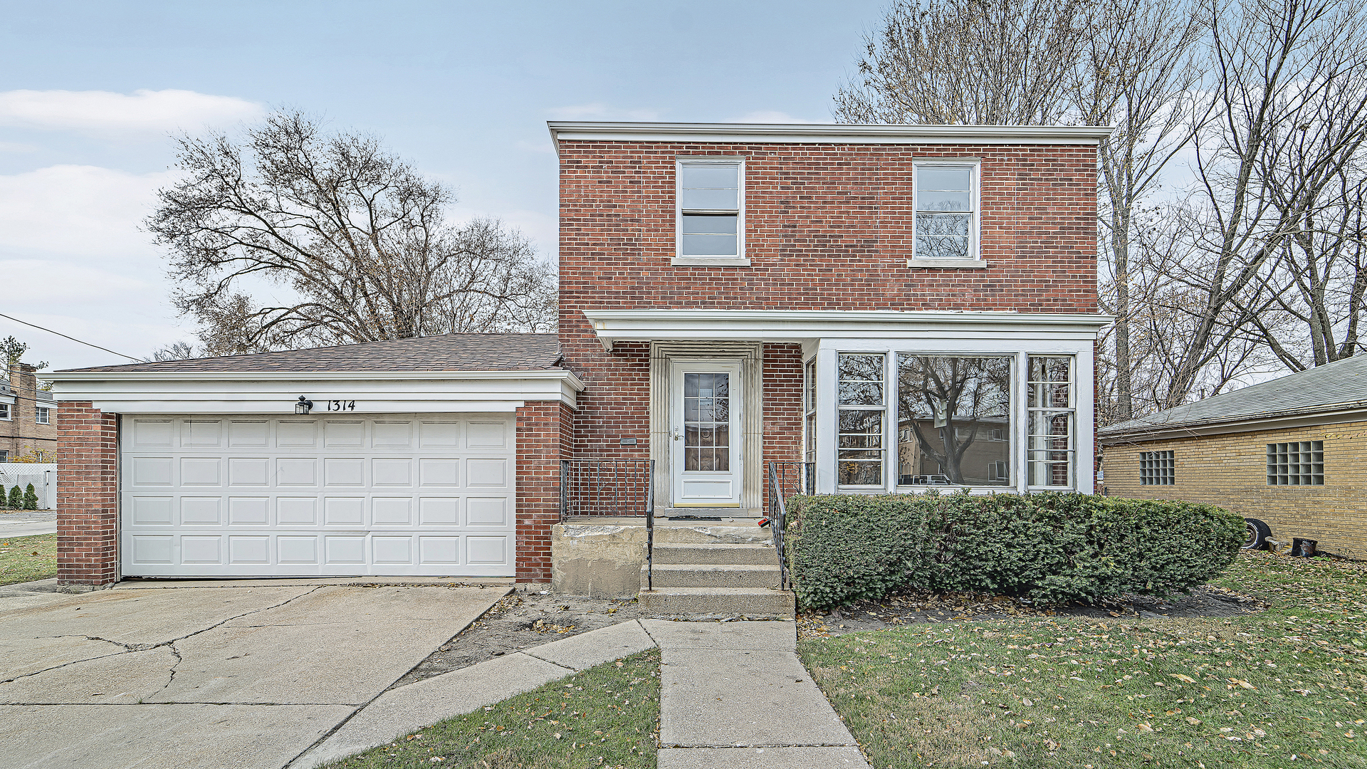 1314 Pitner Avenue Evanston, IL 60201 - Photo 2 of 19 front view of house