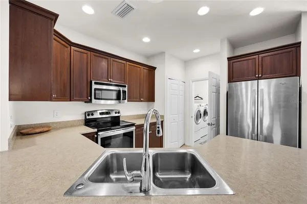 $262,900 | 12656 Northwest 11th Place, Newberry, FL 32669