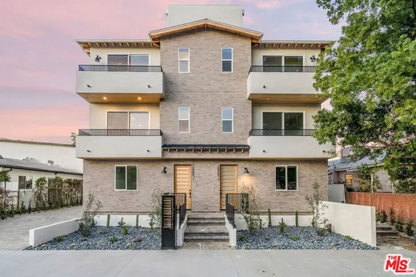 $5,750 | 10805 Morrison Street, Unit 1, North Hollywood, CA 91601