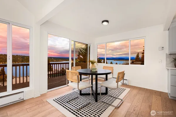 $1,600,000 | 11753 Lakeside Avenue Northeast, Seattle, WA 98125