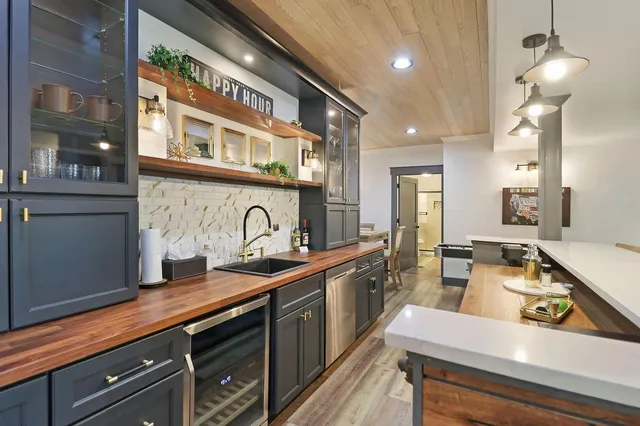 $7,500 | 1175 La Salle Court, Lake Geneva, WI 53147