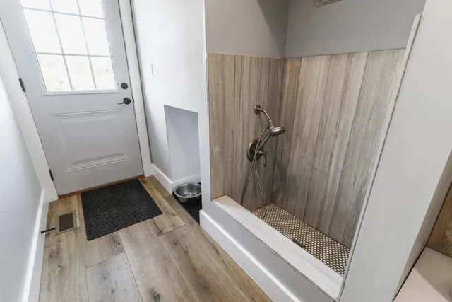 $7,500 | 1175 La Salle Court, Lake Geneva, WI 53147