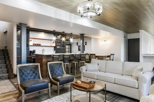 $7,500 | 1175 La Salle Court, Lake Geneva, WI 53147