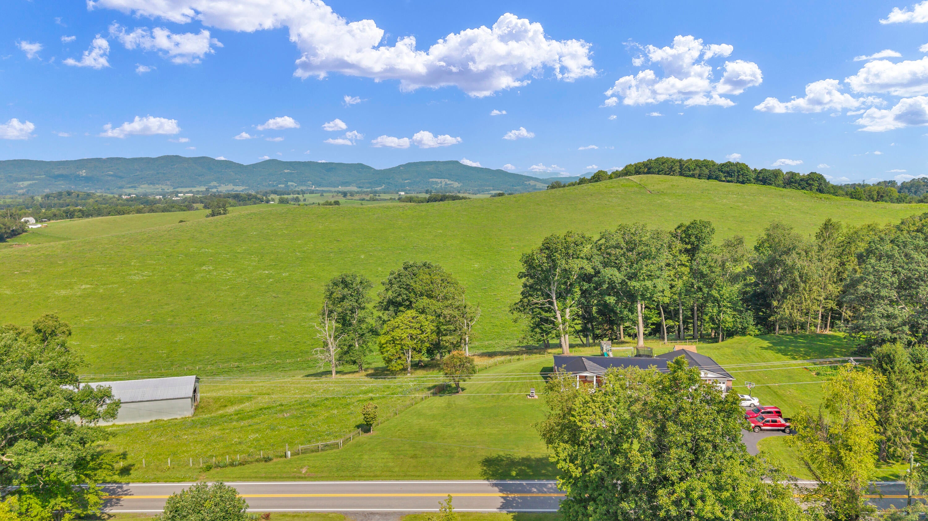 3190 Sweet Springs Valley Road Union, WV 24983 - Photo 9 of 57 Gallery Image 9