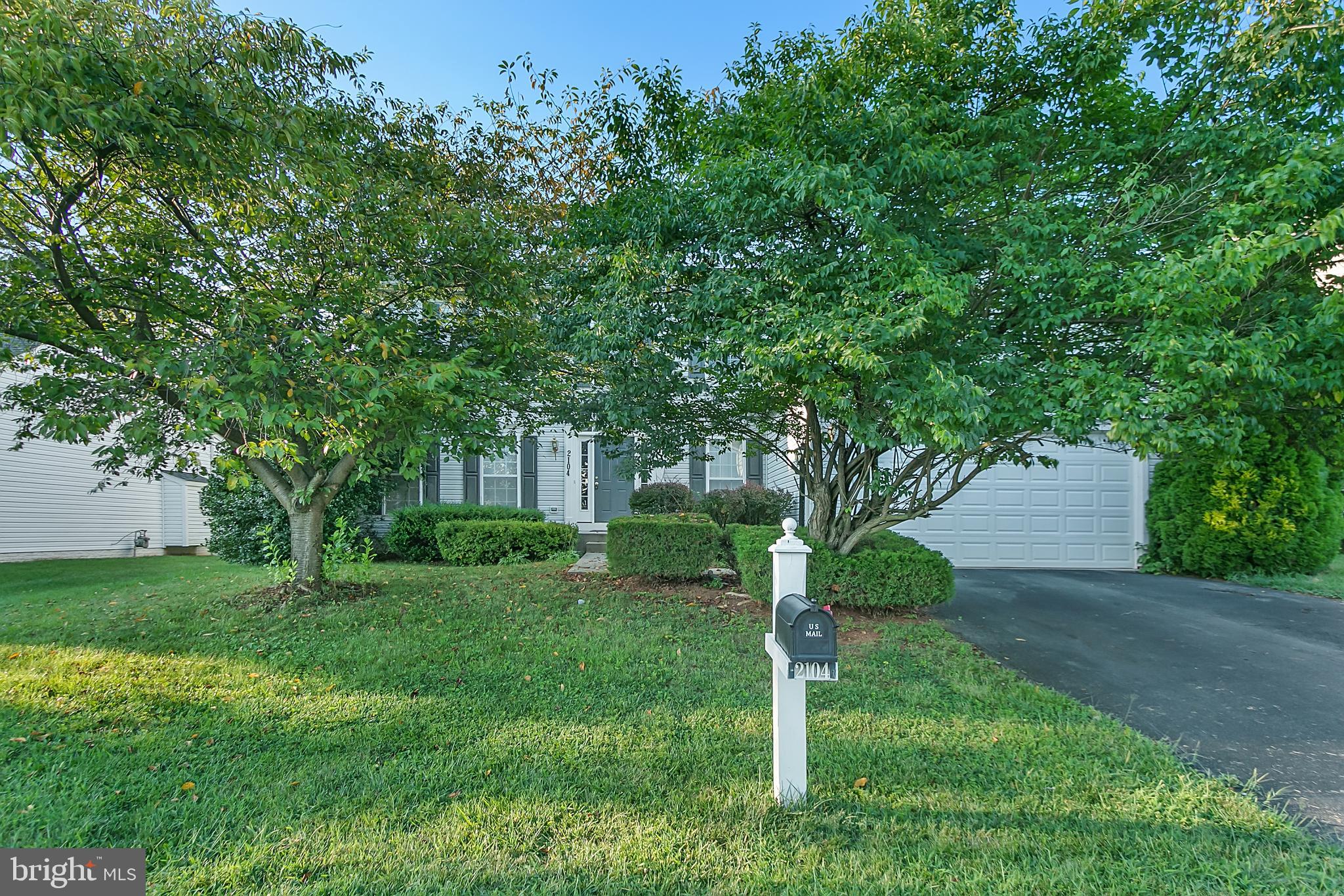 2104 Walnut Ridge Court Frederick, MD 21702 - Photo 2 of 43 Gallery Image 2