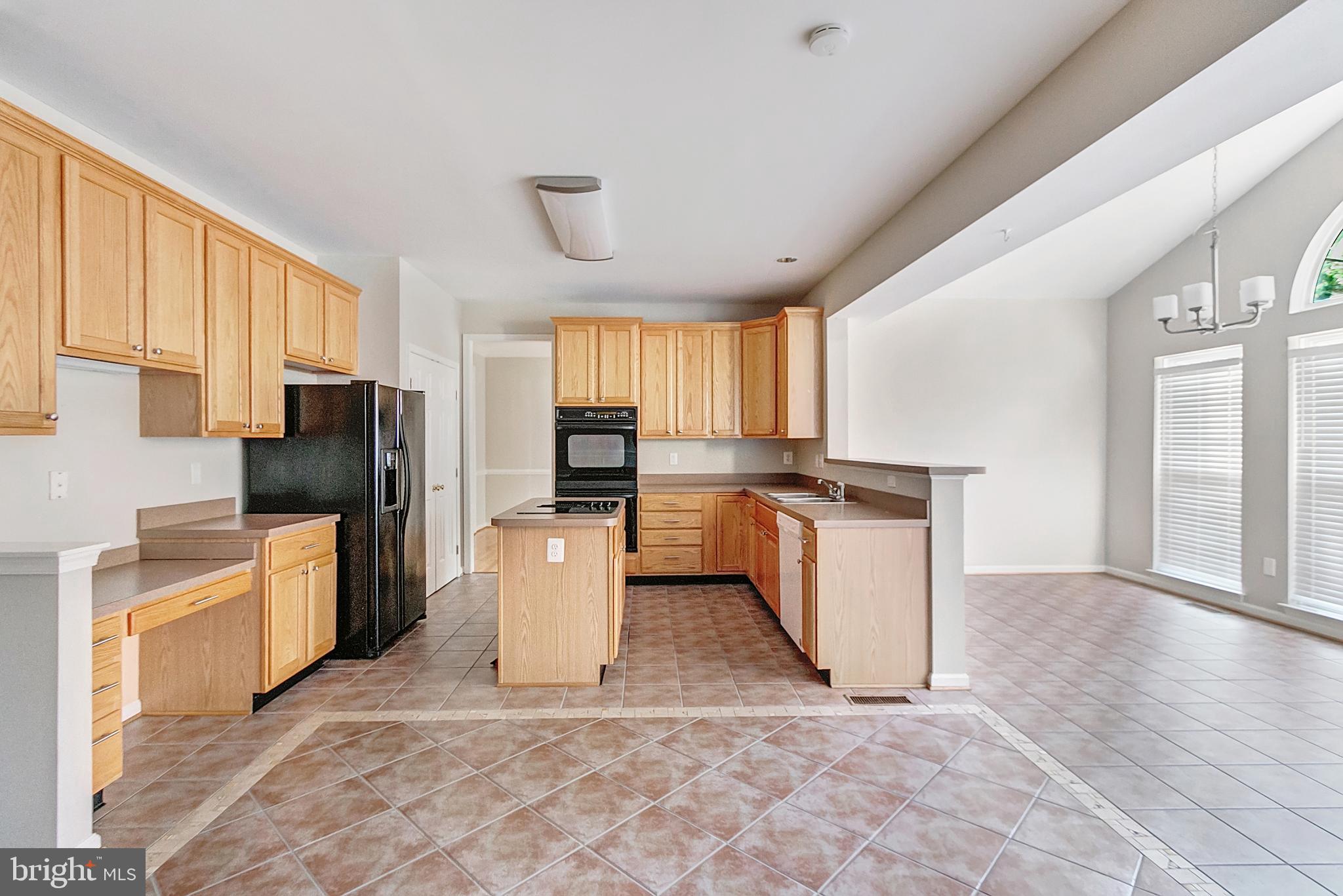 2104 Walnut Ridge Court Frederick, MD 21702 - Photo 5 of 43 Gallery Image 5