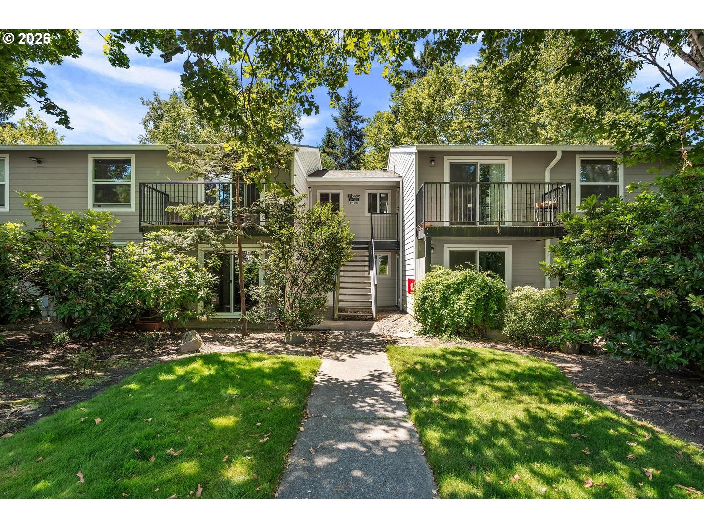 5482 Southwest Alger Avenue, Unit 17 Beaverton, OR 97005 - Photo 1 of 16