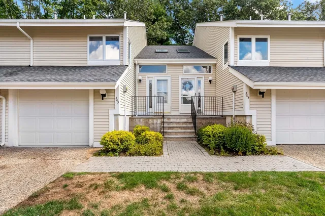 $549,900 | 305 Centre Ln., Unit 305, Walpole, MA 02081
