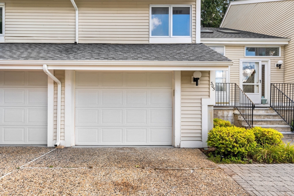 305 Centre Ln., Unit 305 Walpole, MA 02081 - Photo 2 of 42