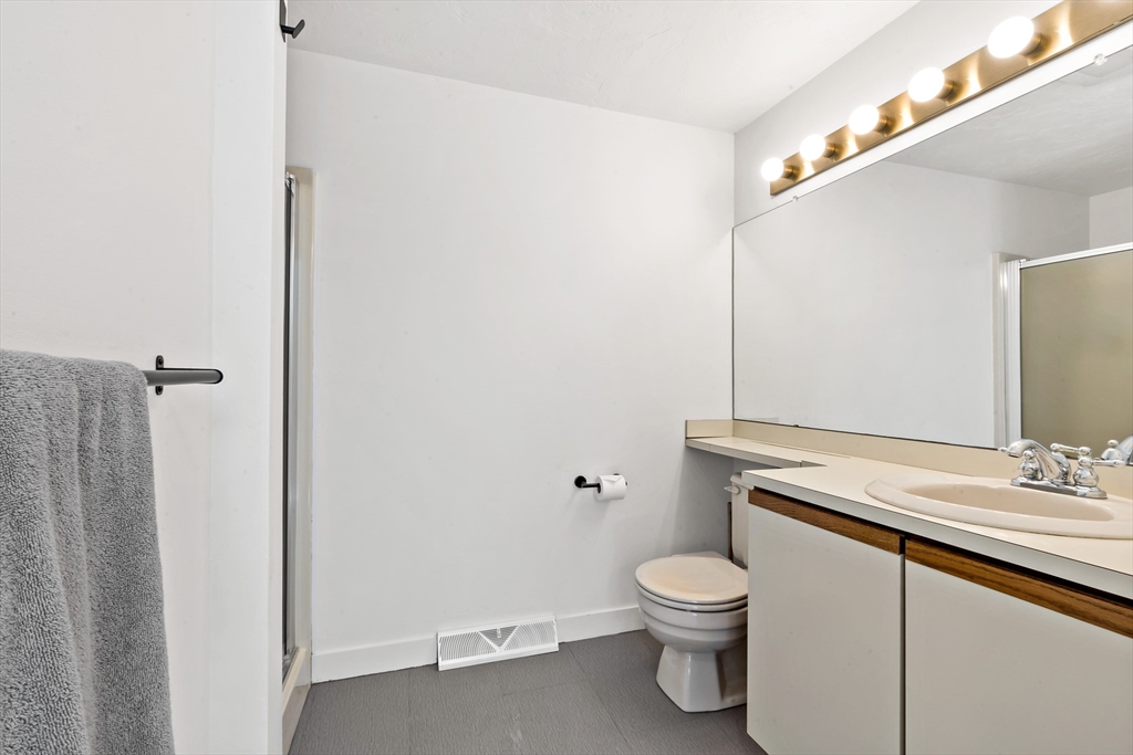 305 Centre Ln., Unit 305 Walpole, MA 02081 - Photo 21 of 42