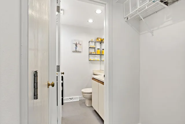 $549,900 | 305 Centre Ln., Unit 305, Walpole, MA 02081