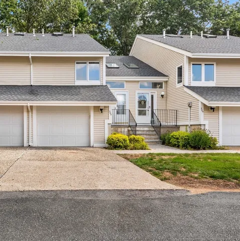 $549,900 | 305 Centre Ln., Unit 305, Walpole, MA 02081